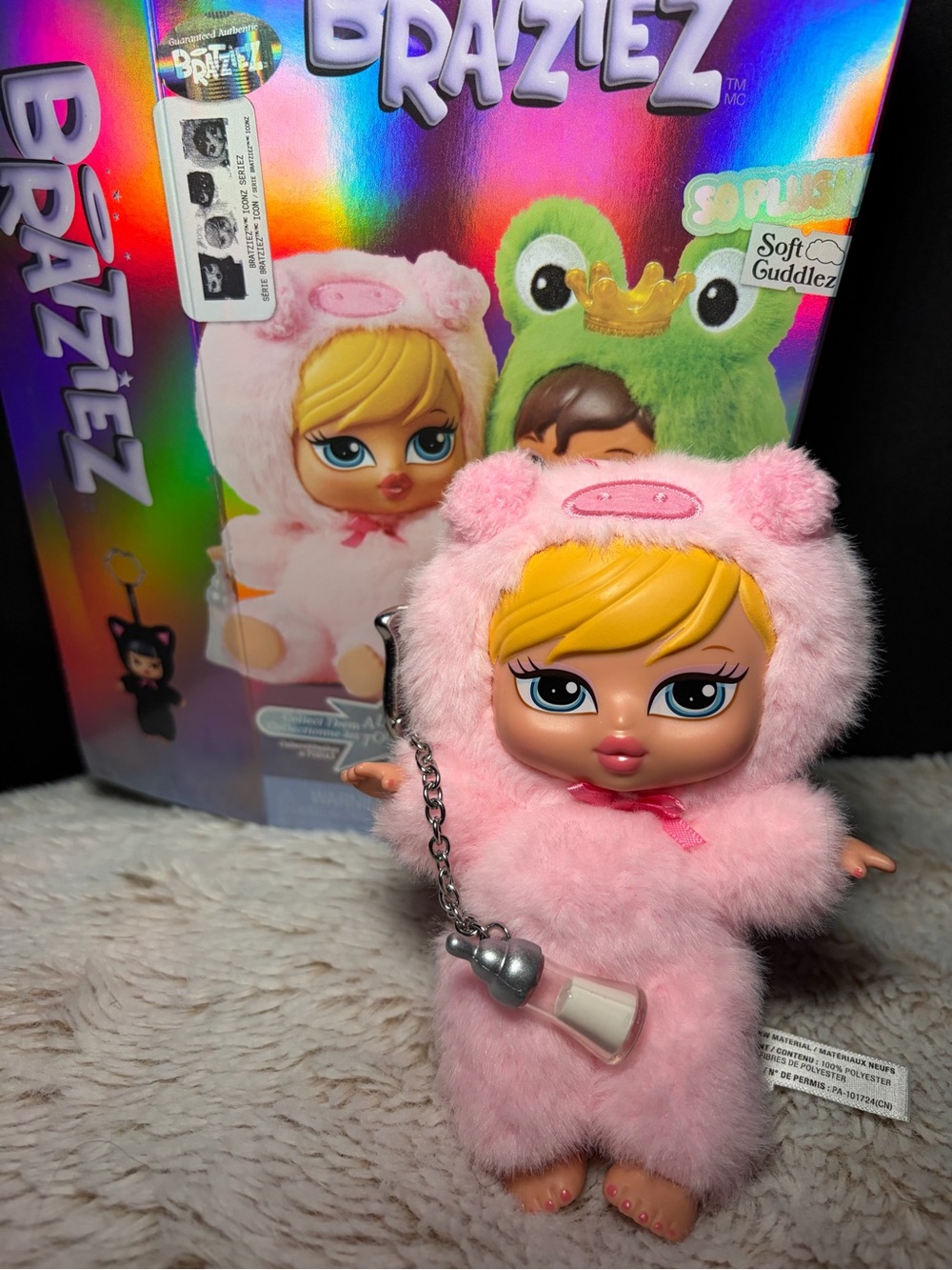 Cloe Bratzie pink pig keychain